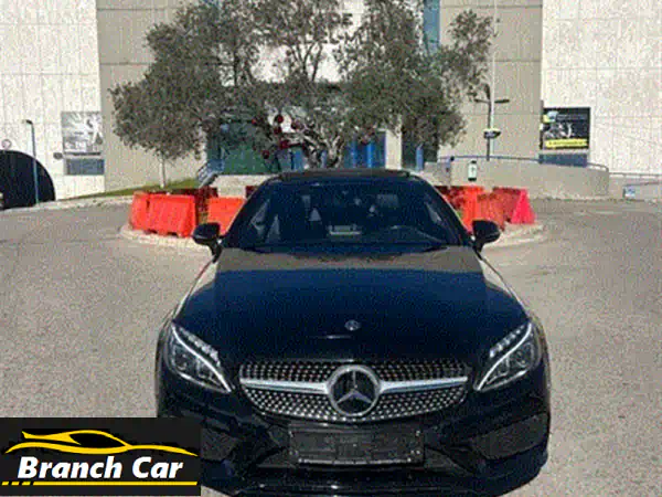 امتلك الفخامة والأداء: مرسيدس C300 4MATIC AMG موديل 2018 - فل كامل رمادي