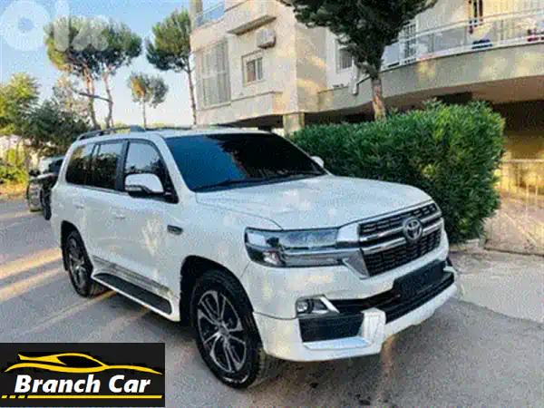 رانج روفر SVR 2019 للبيع: 575 حصان، أسود ملكي، فخامة مطلقة وحالة الوكالة!