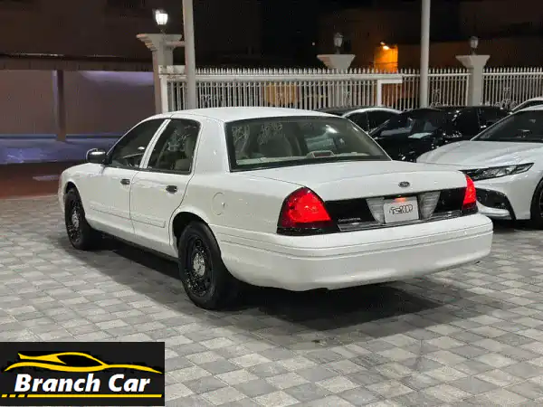 فورد كراون فكتوريا 2010 V8 أبيض | وكالة البحرين، تأمين 2026، بحالة ممتازة