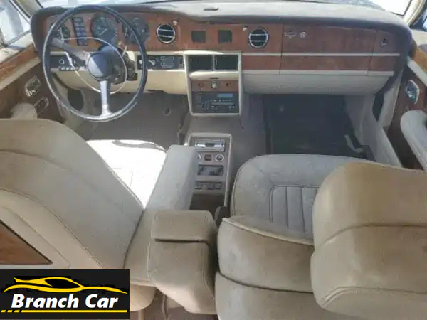 فرصة استثنائية: رولز رويس سيلفر سبور كلاسيك 1988 للبيع بالشارقة | فخامة ملكية بسعر 65,000 درهم