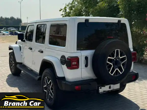 فرصة لا تُعوّض! جيب رانجلر صحراء V4 موديل 2024 بيضاء - ضمان ممتد حتى 2029