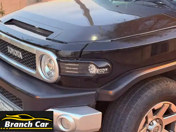 تويوتا FJ كروزر 2009 أسود للبيع - أسطورة الدفع الرباعي بتأمين وترخيص حتى 2026!