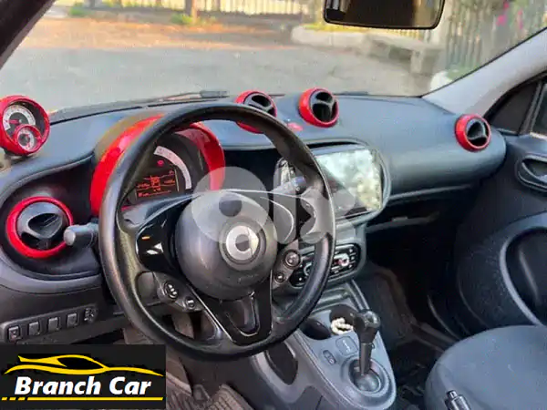 🚘 Smart Forfour 2015 حمراء: الأناقة الذكية بحالة...