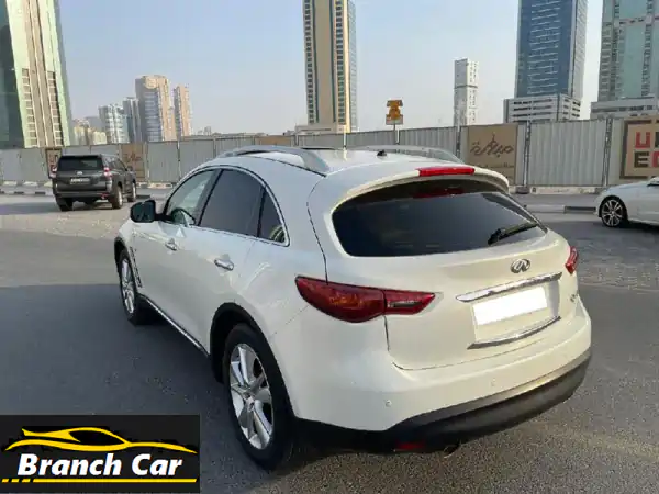 انفينيتي qx70 للبيع، المقطوعة 250 ألف كم. السيارة مستخدمة للأغراض المنزلية والقيادة اليومية. المحرك