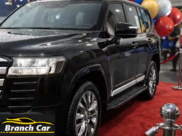 تويوتا لاند كروزر 2024 V6 ديزل أسود | نظافة وكالة، ممشى قليل، ضمان ساري