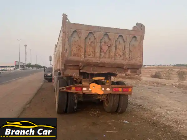 شاحنة مرسيدس 2001 للبيع: قوة ألمانية لنقل عام - فرصة لأعلى سعر!