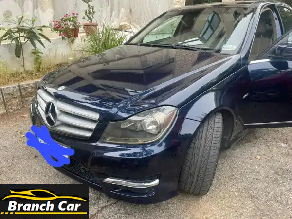 فرصة ذهبية: مرسيدس C250 موديل 2012 - بانوراما، كاميرا،...