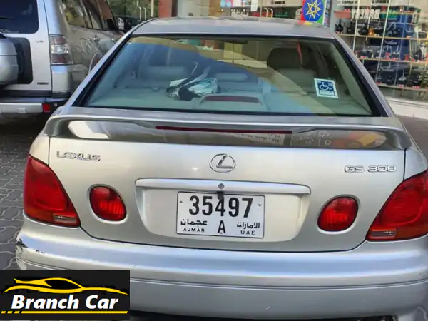 لكزس 2003 عائلية للبيع: رفاهية، اعتمادية، وسعر 8000! تواصل مع أبو محمد الآن.