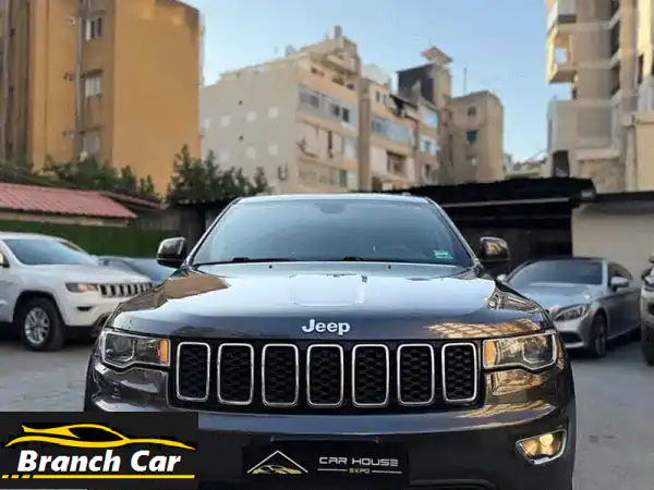 جيب جراند شيروكي لاردو 2018 للبيع: قوة، فخامة...