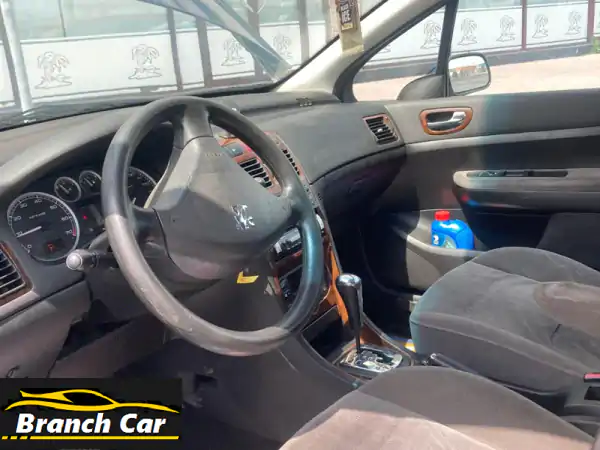 فرصة ذهبية! بيجو 307 بحالة ممتازة جداً | مكيف ثلجي وجير وماكينة سليمة | جاهزة للانطلاق!