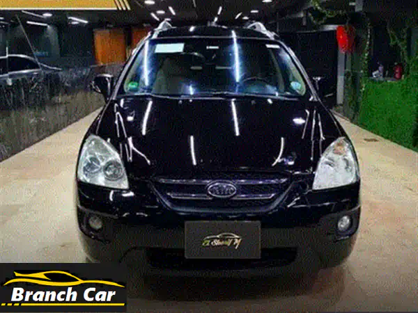 كيا كارينز 2015 فئة أولى - أول مالك، فبريكة بالكامل، صيانة توكيل، 7 راكب