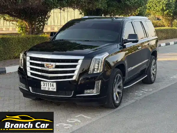 كاديلاك اسكاليد نظيفة جدا بدون أي مشاكل. موديل 2016....