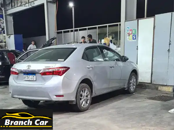 تويوتا كورولا 2015: فابريكة بالكامل، صيانة...