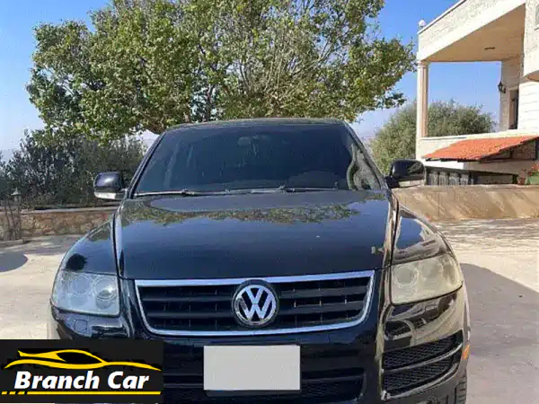 فولكس فاجن طوارق 2004 للبيع: نظافة خارقة وأداء جبّار...