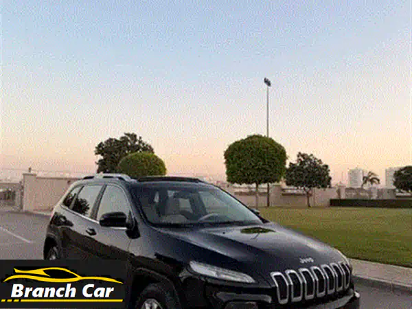 فرصة لا تفوت! جيب شيروكي ليمتد 2014 ذهبي (وكالة عُمان) | 183 ألف كم | تمويل متاح