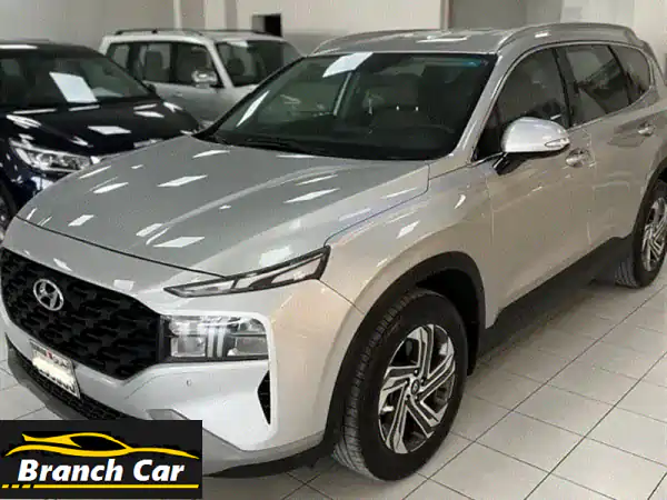 هيونداي سانتافي 2023 للبيع: ميد أوبشن، ممشى قليل جداً، نظافة وكالة البحرين!