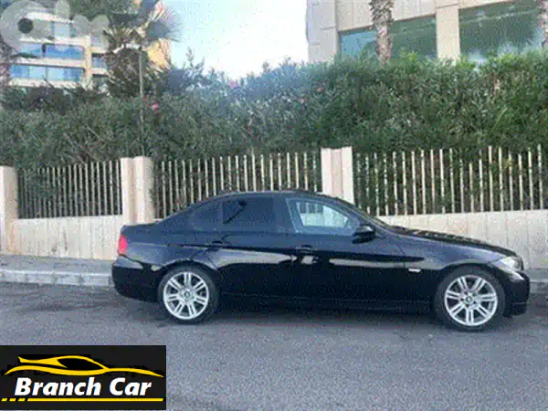 BMW 328i E90 2009 M-Tech الأصلي | LCI | جنوط 19 يابانية | نظافة استثنائية (أبيض)