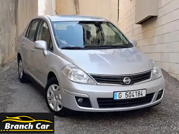 Nissan Tiida 2012