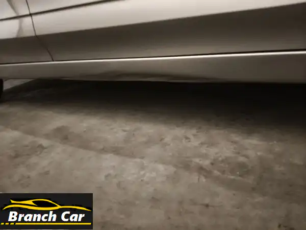 للبيع: MG 5 موديل 2023 - حالة ممتازة، استمارة سنتين...