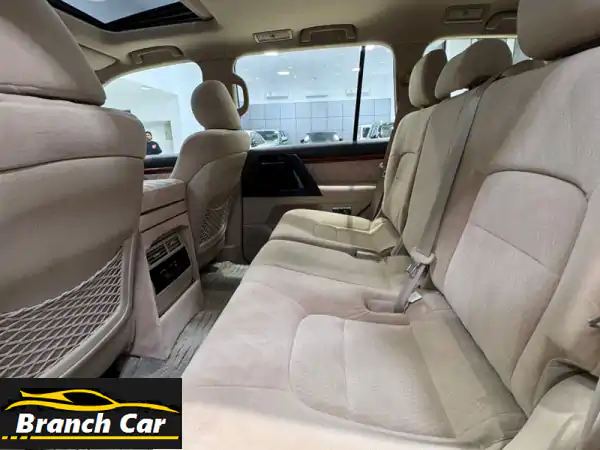 فرصة لا تعوض: تويوتا لاندكروزر GXR 2015 لؤلؤي - قوة، فخامة، واعتمادية في البحرين!