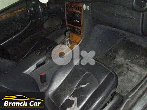 تحفة كلاسيكية للبيع: Oldsmobile Cutlass 1971 أوتوماتيك - لبنان | بحالة ممتازة وجاهزة للتسجيل