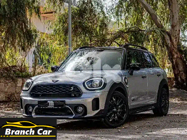 امتلك الفخامة الذكية: ميني كانتريمان ALL4 SE هايبرد 2024...