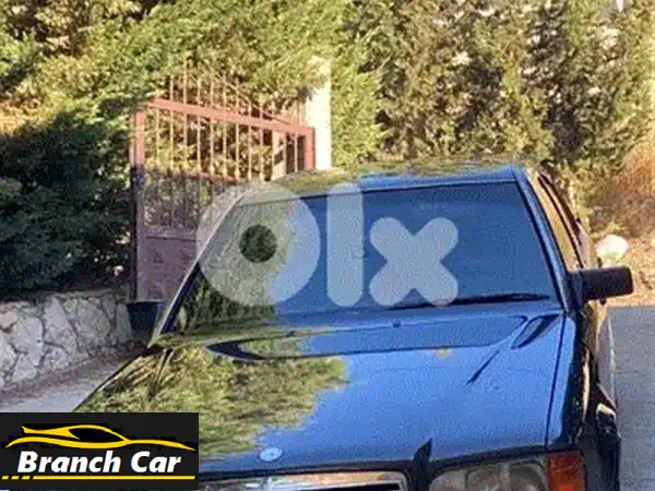 فرصة نادرة: مرسيدس E-Class 1993 - نظيفة، قوية، وأداء أسطوري!