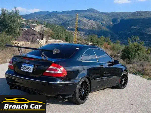 امتلك الأناقة والأداء: مرسيدس CLK 2003 الفاخرة للبيع