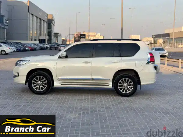 فرصة ذهبية: تويوتا برادو TXL 2021 بيضاء – فل أوبشن، ضمان ساري ومواصفات VIP!