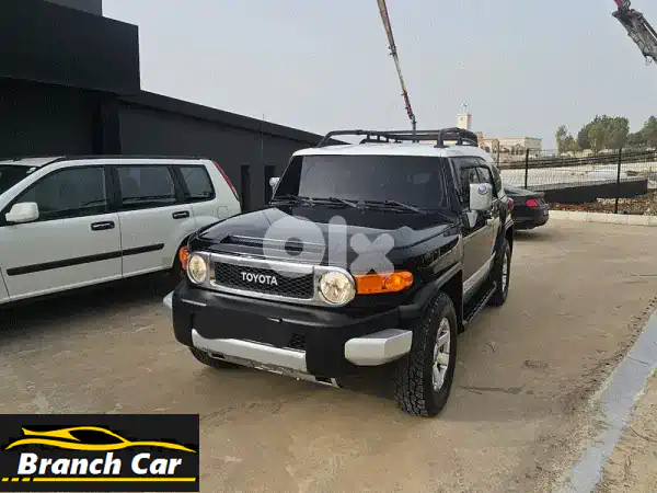 تويوتا اف جي كروزر 2010: نظافة كارفاكس، أسود...