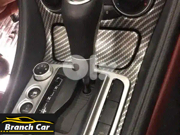 امتلك مرسيدس SL63 AMG 2011: فخامة وأداء AMG لا يُضاهى!