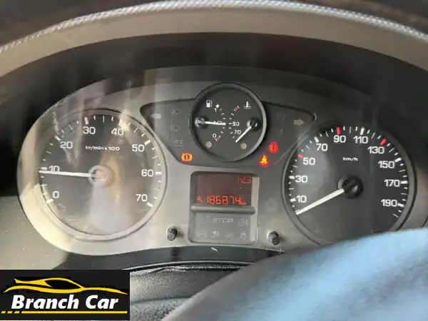 فرصة ذهبية: بيجو بارتنر 2015 فان تبريد | بحالة المصنع...