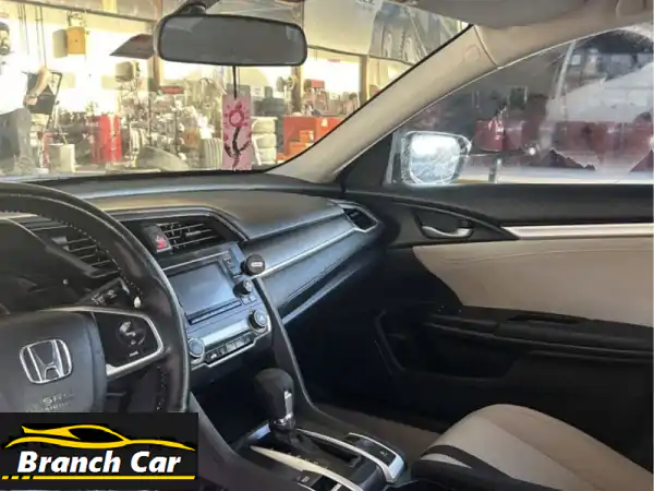 فرصة لا تفوت: هوندا سيفيك 2016 خليجي للبيع في أبوظبي...