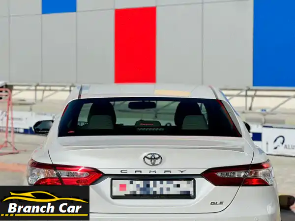 تويوتا كامري GLE 2020 بيضاء: وكالة البحرين، صيانة منتظمة، تسجيل ساري! (جاهزة للانطلاق)