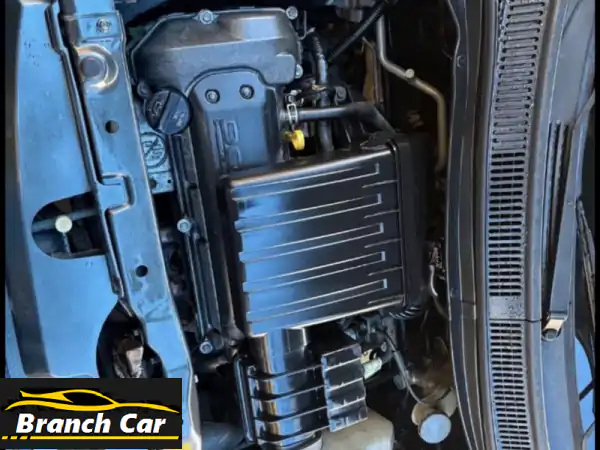 سوزوكي سويفت 2006 للبيع: حالة ممتازة، مسافة قليلة، ومواصفات ذكية!