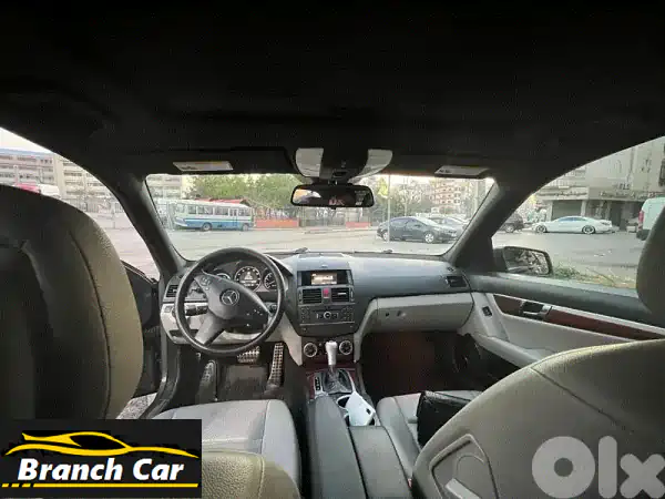 فخامة وأداء لا يضاهى: مرسيدس C300 2011 4MATIC (AMG Look) -...