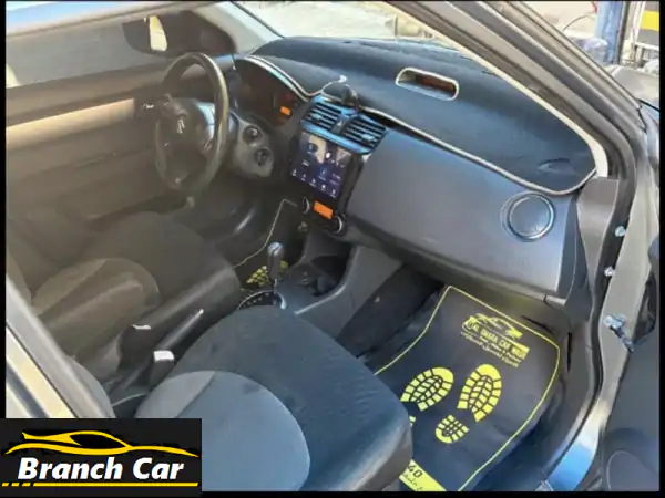 سوزوكي سويفت 2006 للبيع: حالة ممتازة، مسافة...