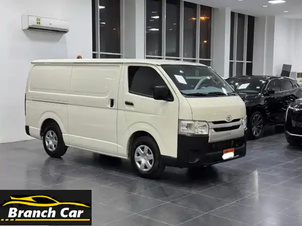 فرصة لا تعوض! تويوتا هايس 2024 بيضاء | 650 كم فقط | ناقل...