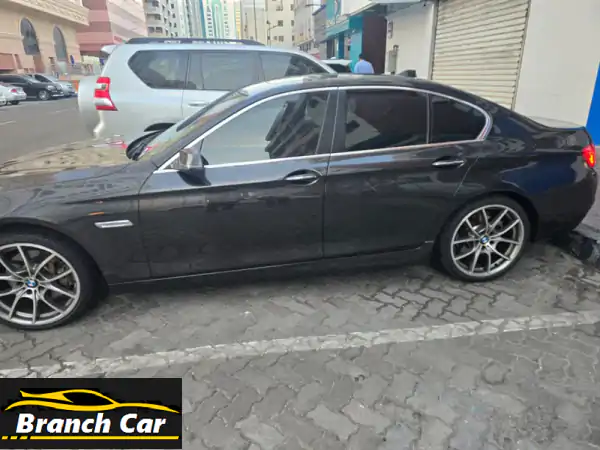 فخامة وأداء: بي إم دبليو 535i 2014 سيدان - 144 ألف كم - سعر مغرٍ 58,000 د.إ!