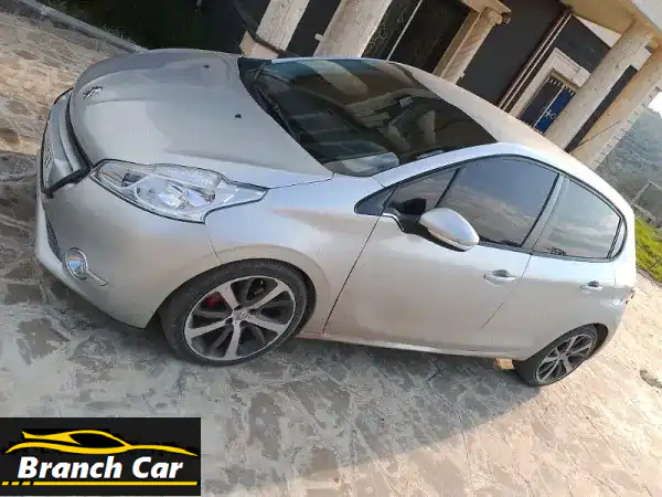 بيجو 208 موديل 2013 للبيع: نظافة خارقة وأداء...