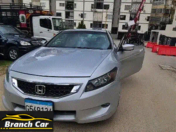 هوندا أكورد 2010 للبيع: سيارة عائلية فاخرة | مختمة، كاملة الإضافات، وبدون حوادث! | إمكانية مقايضة بجيب 6 سلندر