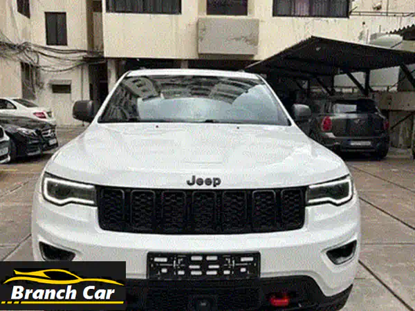 جيب جراند شيروكي 2017 ليمتد للبيع - حالة ممتازة وسعر مغرٍ!