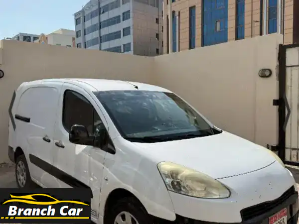 بيجو بارتنر 2015 فان | شبه جديدة، ملكية وتأمين جدد، جاهزة للعمل والاستثمار!