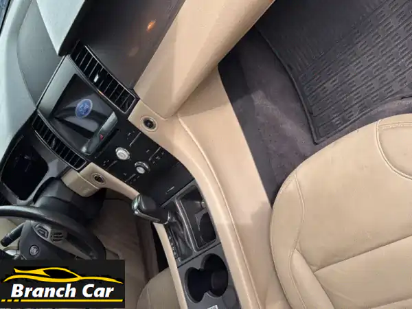 فورد توروس بحالة جيدة. تسجيل جديد، موديل أمريكي