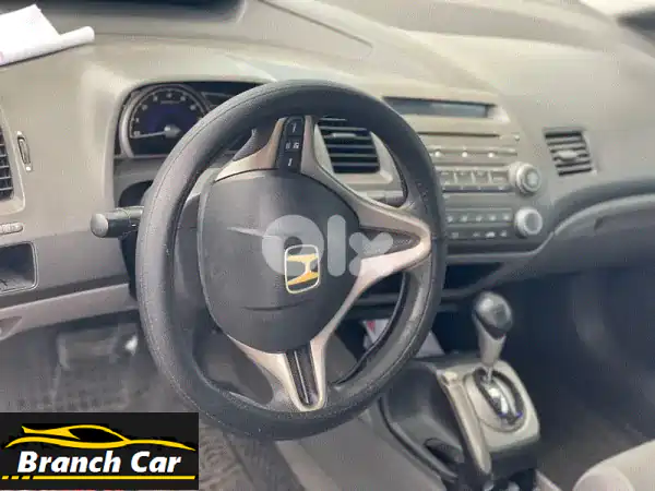 هوندا سيفيك 2009 أوتوماتيك - مكيف ثلج وإطارات جديدة...