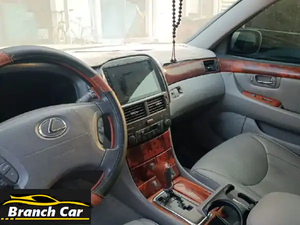 لكزس ls 430 بحالة جيدة وفيها ملكية 3 أشهر