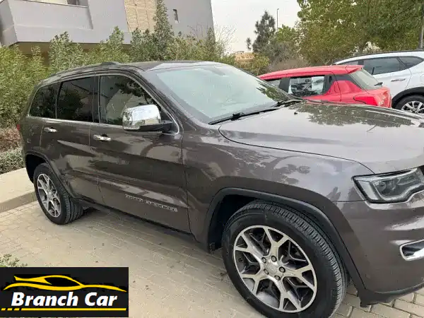 جيب جراند شيروكي 2020 فبريكا: امتلك أسطورة الدفع...