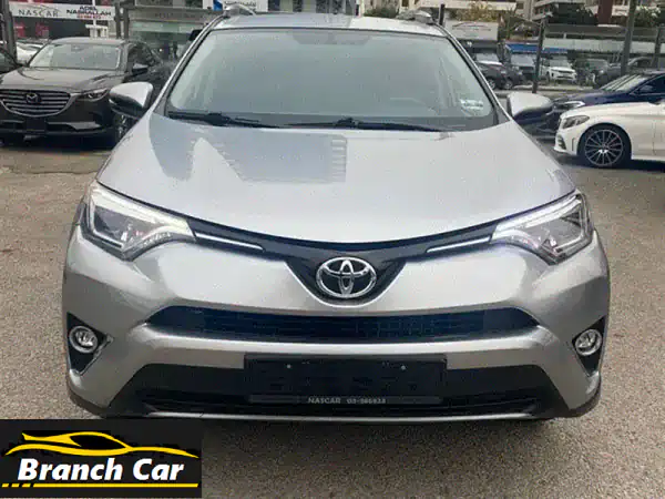 فرصة لا تُعوّض! تويوتا راف 4 2018 كالجديدة | 100 ألف كم فقط...