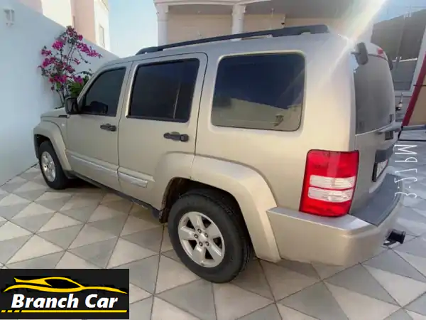 جيب 2010 للبيع | نظيف جداً وجاهز للمغامرة | قوة وتحمل...