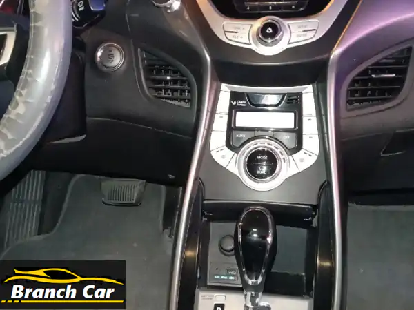 الفرصة الذهبية: هيونداي أفانتي 2012 بحالة الوكالة...